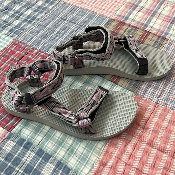 Teva Sandals - Picture 2 of 4
